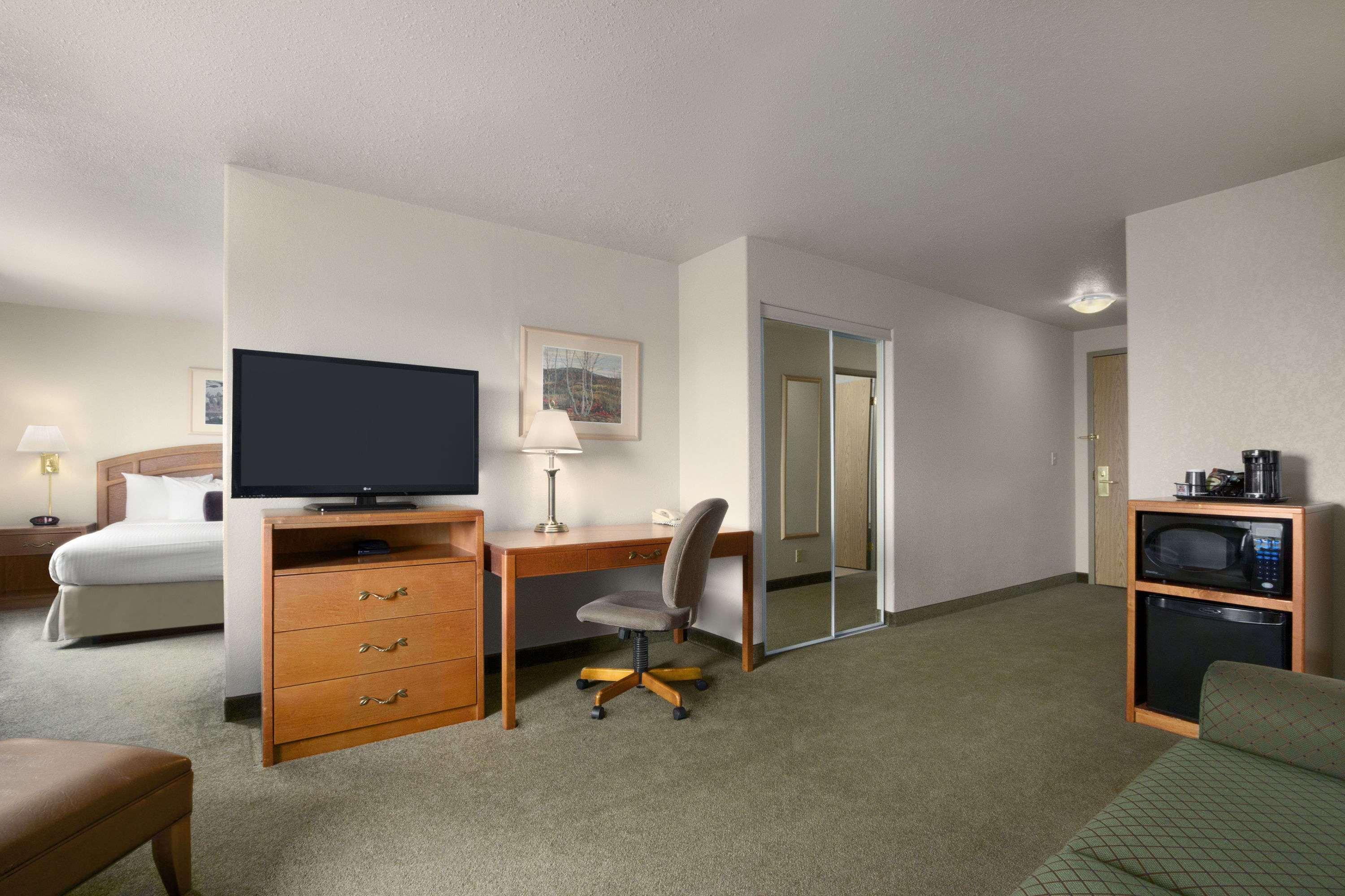 Days Inn By Wyndham Red Deer Exteriér fotografie