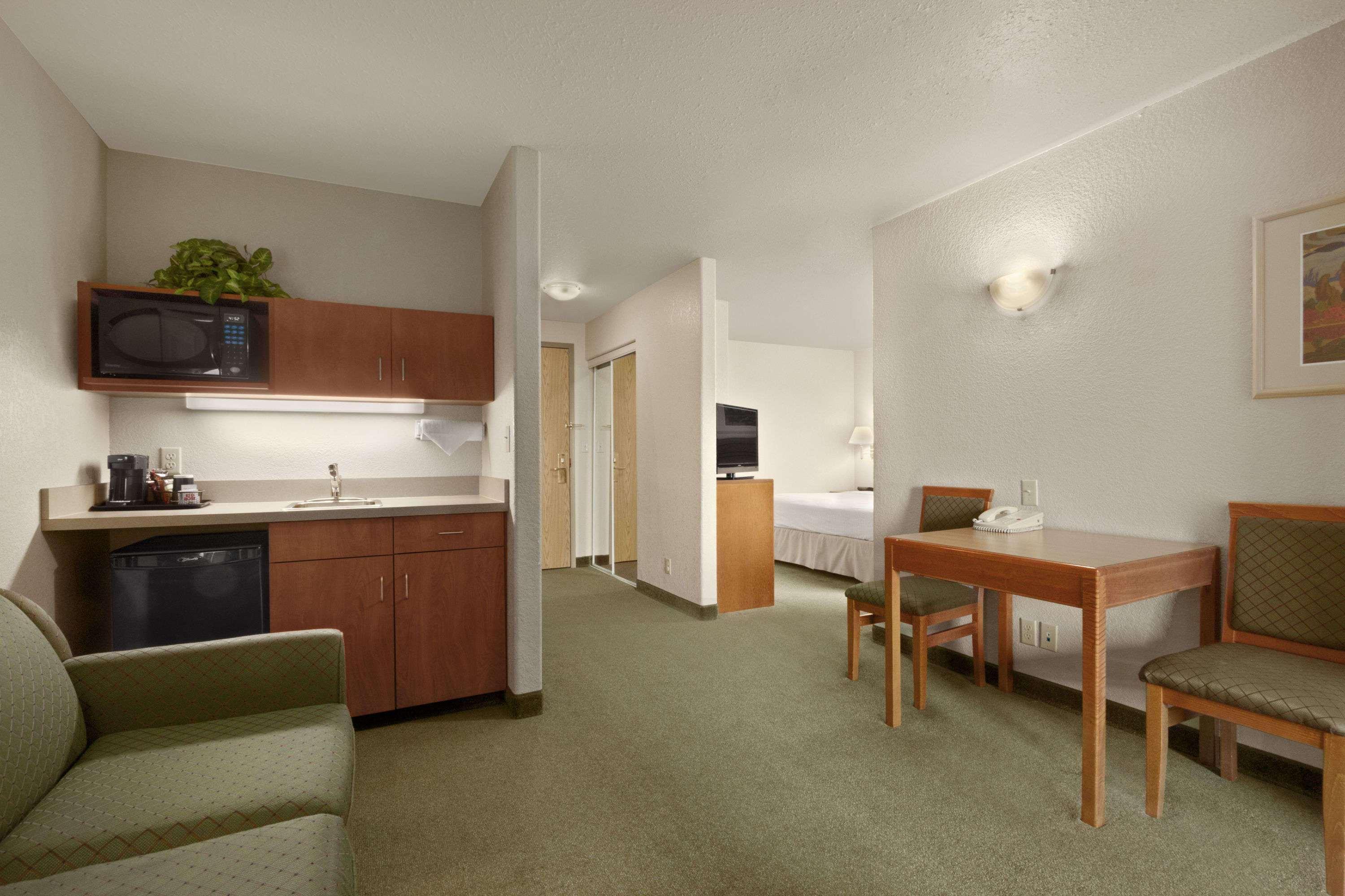 Days Inn By Wyndham Red Deer Exteriér fotografie